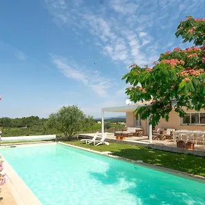 Les Terrasses De Cascavelle Ferienhaus